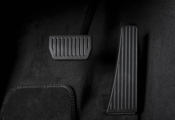 How Can Sled Push Drills Increase Acceleration in Ice Hockey Forwards?