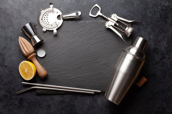 How to Make a Gourmet Fresh Peach Bellini with Prosecco?