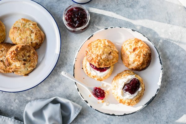 What's the Key to Crafting a Perfect English Afternoon Tea Scone with Clotted Cream?